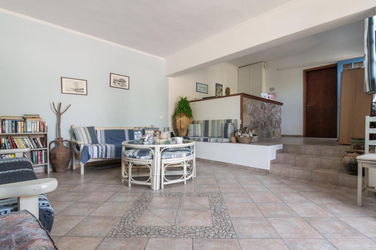 Tilemachos Rooms & Studios Адамас Екстер'єр фото